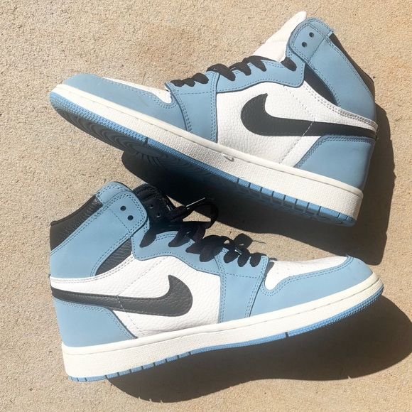 Nike Other - Nike Jordan 1 Retro OG High University Blue size 9.5